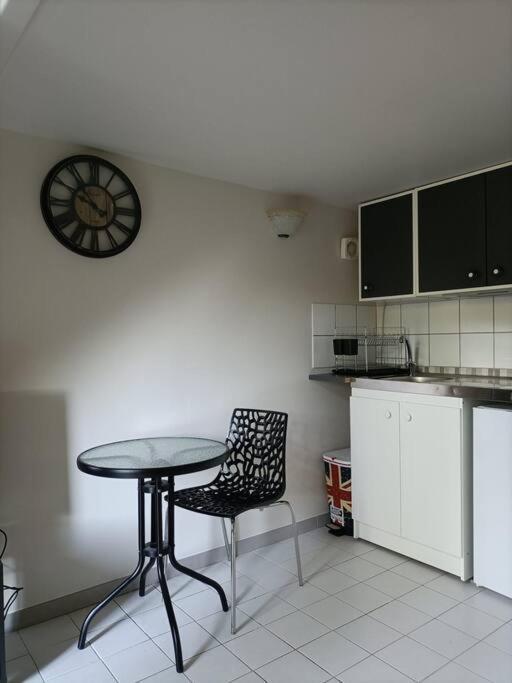 Agreable Et Paisible Studio Franqueville-Saint-Pierre Exterior photo